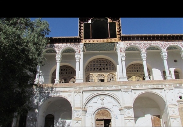 «خسروآباد»؛ عمارت محل برگزاری عروسی تنها دختر فتحعلی شاه قاجار «خسروآباد»؛ عمارت محل برگزاری عروسی تنها دختر فتحعلی شاه قاجار