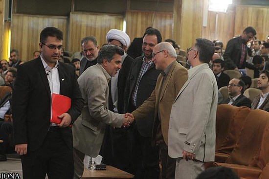 گزارش تصویری / مراسم اختتامیه سومین دوره مسابقه تلویزیونی اسرا گزارش تصویری / مراسم اختتامیه سومین دوره مسابقه تلویزیونی اسرا