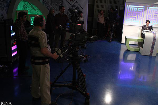 گزارش تصویری پشت صحنه برنامه تلویزیونی اسراء شبکه قرآن و معارف سیما گزارش تصویری / پشت صحنه برنامه تلویزیونی اسراء شبکه قرآن و معارف سیما