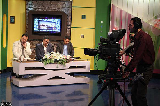 گزارش تصویری پشت صحنه برنامه تلویزیونی اسراء شبکه قرآن و معارف سیما گزارش تصویری / پشت صحنه برنامه تلویزیونی اسراء شبکه قرآن و معارف سیما