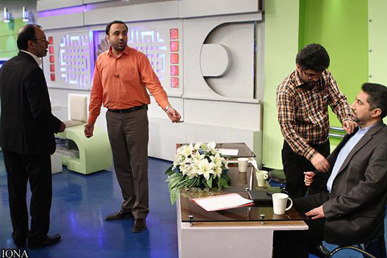 گزارش تصویری پشت صحنه برنامه تلویزیونی اسراء شبکه قرآن و معارف سیما گزارش تصویری / پشت صحنه برنامه تلویزیونی اسراء شبکه قرآن و معارف سیما