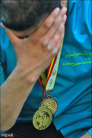 گزارش تصویری آئین غبار روبی ضریح حرم مطهر حضرت فاطمه معصومه (سلام الله علیها) گزارش تصویری / غبار روبی ضریح مطهر حضرت معصومه (سلام الله علیها)