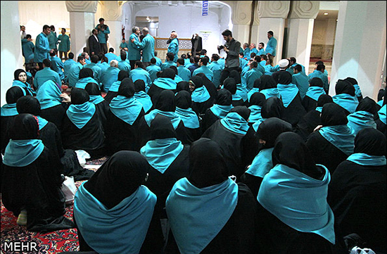 گزارش تصویری آئین غبار روبی ضریح حرم مطهر حضرت فاطمه معصومه (سلام الله علیها) گزارش تصویری / غبار روبی ضریح مطهر حضرت معصومه (سلام الله علیها)