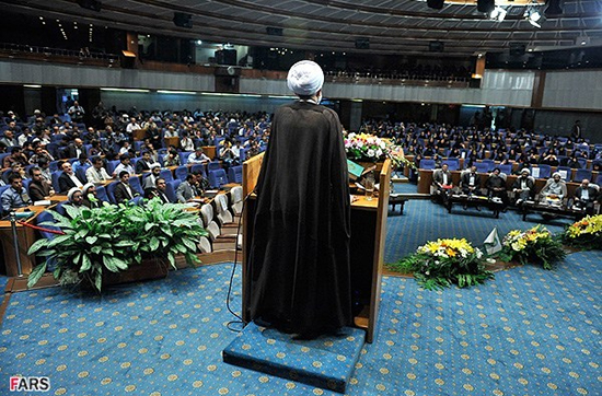 گزارش تصویری همایش پنجاه و یکمین سال جایزه بنیاد البرز گزارش تصویری / همایش پنجاه و یکمین سال جایزه بنیاد البرز
