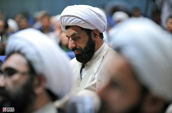 گزارش تصویری همایش پنجاه و یکمین سال جایزه بنیاد البرز گزارش تصویری / همایش پنجاه و یکمین سال جایزه بنیاد البرز