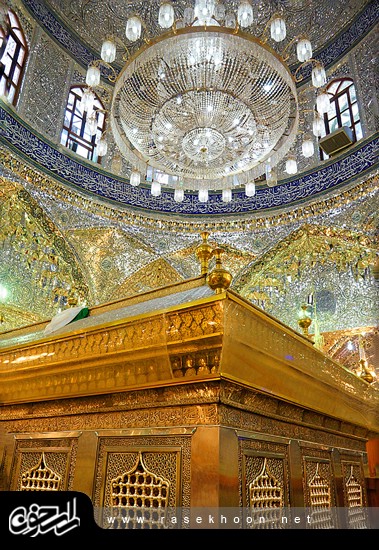 گزارش تصویری / مرقد مطهر حضرت مسلم ابن عقیل ( علیه السلام ) سفیر سید الشهداء (علیه السلام ) در مسجد کوفه