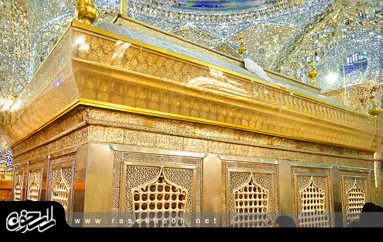 گزارش تصویری / مرقد مطهر حضرت مسلم ابن عقیل ( علیه السلام ) سفیر سید الشهداء (علیه السلام ) در مسجد کوفه