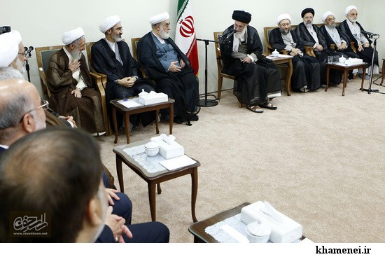 گزارش تصویری / دیدار رئیس و مسئولان قوه قضائیه با رهبر معظم انقلاب اسلامی / در نخستین روز از هفته قوه قضائیه، رئیس و مسئولان دستگاه قضایی صبح امروز با امام خامنه ای رهبر معظم انقلاب اسلامی دیدار کردند.