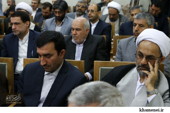گزارش تصویری / دیدار رئیس و مسئولان قوه قضائیه با رهبر معظم انقلاب اسلامی / در نخستین روز از هفته قوه قضائیه، رئیس و مسئولان دستگاه قضایی صبح امروز با امام خامنه ای رهبر معظم انقلاب اسلامی دیدار کردند.