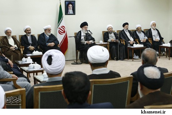 گزارش تصویری / دیدار رئیس و مسئولان قوه قضائیه با رهبر معظم انقلاب اسلامی / در نخستین روز از هفته قوه قضائیه، رئیس و مسئولان دستگاه قضایی صبح امروز با امام خامنه ای رهبر معظم انقلاب اسلامی دیدار کردند.