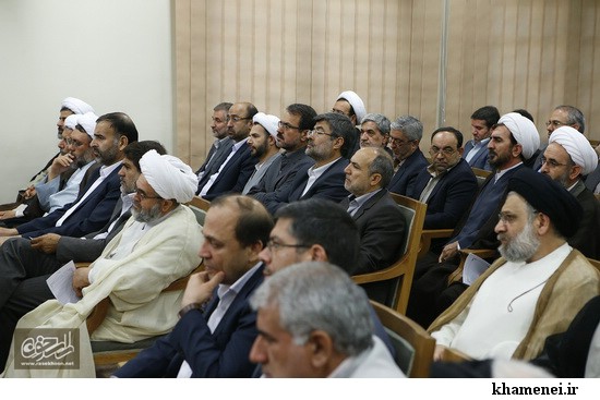 گزارش تصویری / دیدار رئیس و مسئولان قوه قضائیه با رهبر معظم انقلاب اسلامی / در نخستین روز از هفته قوه قضائیه، رئیس و مسئولان دستگاه قضایی صبح امروز با امام خامنه ای رهبر معظم انقلاب اسلامی دیدار کردند.