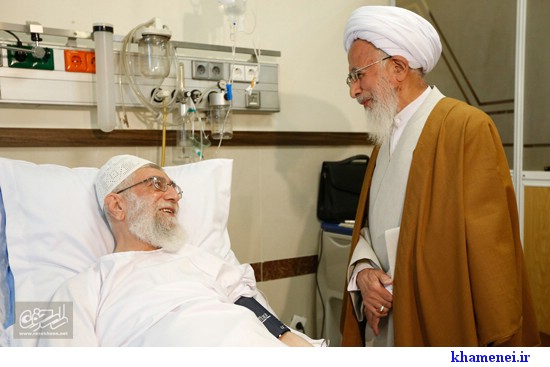 عیادت آیت‌الله العظمی جوادی آملی از رهبر معظم انقلاب + فیلم و تصاویر