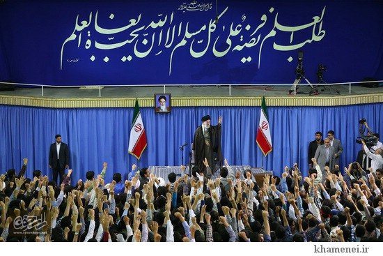 گزارش تصویری / دیدار جمعی از دانشجویان با رهبر معظم انقلاب /جمعی از دانشجویان دانشگاه‌های کشور و نمایندگان تشکل‌های دانشجویی عصر شنبه بیستم تیرماه با امام خامنه ای رهبر معظم انقلاب اسلامی دیدار و گفتگو کردند.