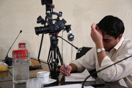 گزارش تصویری / نشست خبری همایش بین المللی دولت، تمدن اسلامی / صبح امروز حجت‌الاسلام والمسلمین دکتر سید احمد سجادی رئیس همایش بین المللی دولت، تمدن اسلامی در نشست خبری با اصحاب رسانه به همراه دکتر چلونگر و دکتر ریاحی دبیر علمی و اجرایی همایش بین المللی دولت، تمدن اسلامی به تشریح اهداف برگزاری این همایش پرداختند.