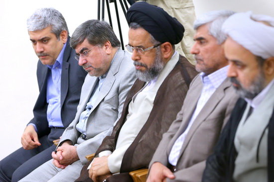 گزارش تصویری / دیدار اعضای شورای‌ عالی فضای مجازی با مقام معظم رهبری / اعضای شورای عالی فضای مجازی روز دوشنبه با امام خامنه ای رهبر معظم انقلاب اسلامی دیدار کردند.