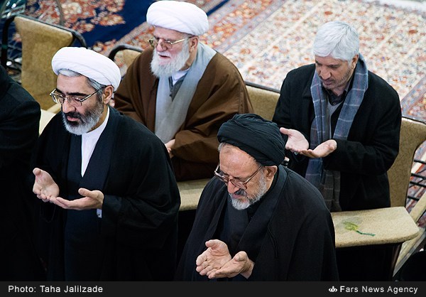 گزارش تصویری /  نماز جمعه تهران - ۲۰ آذر ۹۴ / نماز جمعه بیستم آذرماه تهران به امامت آیت الله کاظم صدیقی امام جمعه موقت تهران و سخنران پیش از خطبه نماز جمعه امروز حجت‌الاسلام و المسلمین علی محمدی رئیس سازمان اوقاف و امور خیریه در مصلای حضرت امام خمینی(ره) برگزار شد. . 