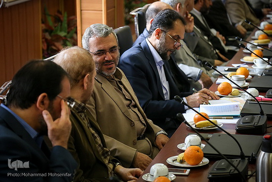 گزارش تصویری / جلسه هم اندیشی با اساتید و پیشکسوتان قرآنی / جلسه هم‌اندیشی با اساتید و پیشکسوتان قرآنی با حضور حجت‌الاسلام والمسلمین سیدمصطفی حسینی، رئیس مرکز امور قرآنی سازمان اوقاف و امور خیریه، حسن ربیعی، سخنگوی سازمان اوقاف و امور خیریه و اساتید و پیشکسوتان قرآنی در سازمان اوقاف و امور خیریه برگزار شد.