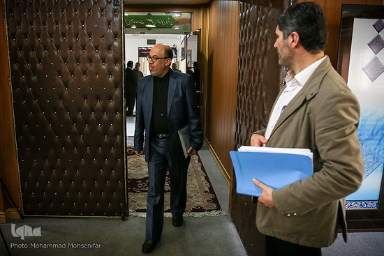 گزارش تصویری / جلسه هم اندیشی با اساتید و پیشکسوتان قرآنی / جلسه هم‌اندیشی با اساتید و پیشکسوتان قرآنی با حضور حجت‌الاسلام والمسلمین سیدمصطفی حسینی، رئیس مرکز امور قرآنی سازمان اوقاف و امور خیریه، حسن ربیعی، سخنگوی سازمان اوقاف و امور خیریه و اساتید و پیشکسوتان قرآنی در سازمان اوقاف و امور خیریه برگزار شد.