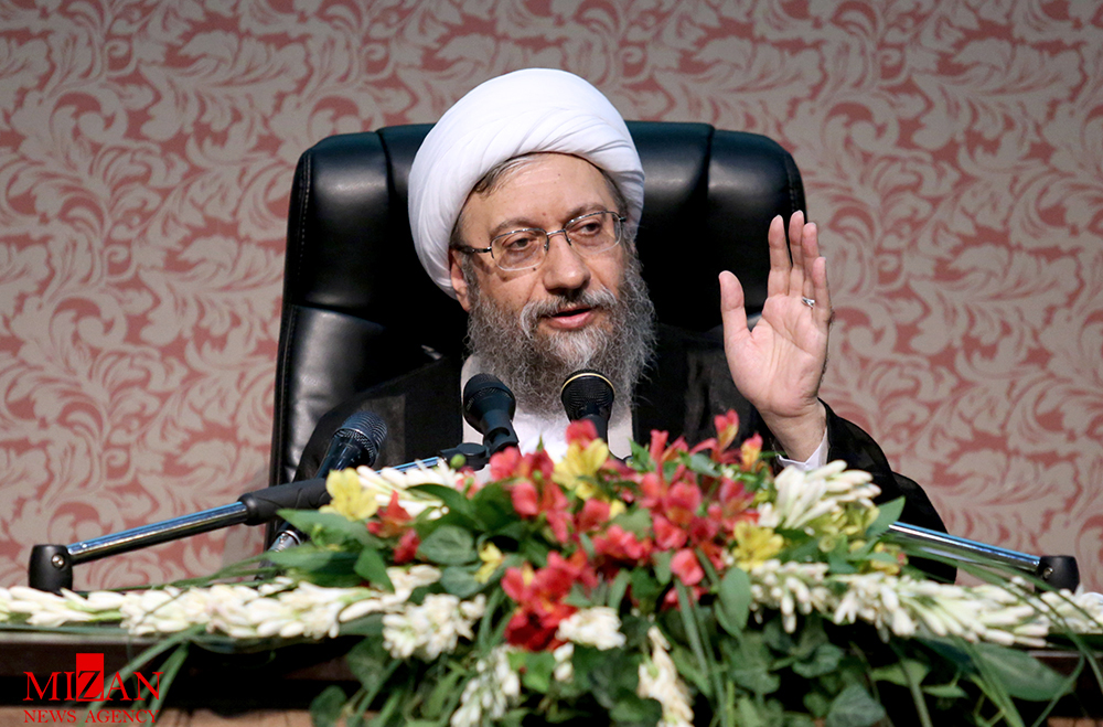 گزارش تصویری / اولین همایش ملی صیانت از وقف با حضور رئیس قوه قضاییه - مشهد / نخستین همایش ملی صیانت از وقف با رویکرد تثبیت مالکیت موقوفات و اراضی ملی با حضور رئیس قوه قضاییه، نماینده ولی فقیه و رئیس سازمان اوقاف و روسای سازمان ثبت اسناد و املاک و سازمان جنگل ها صبح امروز در مشهد مقدس آغاز شد.