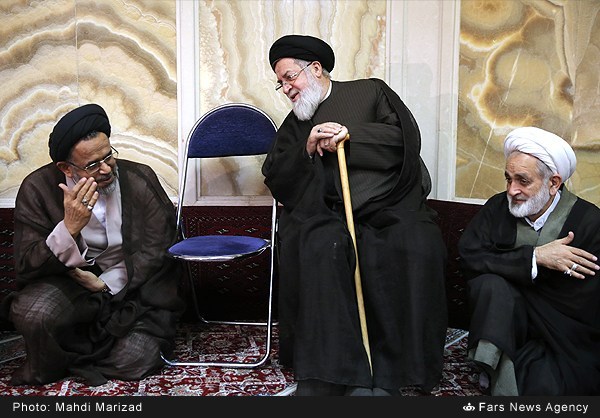 گزارش تصویری / مراسم اولین سالگرد ارتحال آیت‌الله خزعلی / مراسم اولین سالگرد ارتحال آیت‌الله «ابوالقاسم خزعلی» عضو فقید مجلس خبرگان و رئیس فقید بنیاد بین‌المللی غدیر عصر شنبه (بیست‌وهفتم شهریور) در مسجد امام صادق(ع) برگزار شد.