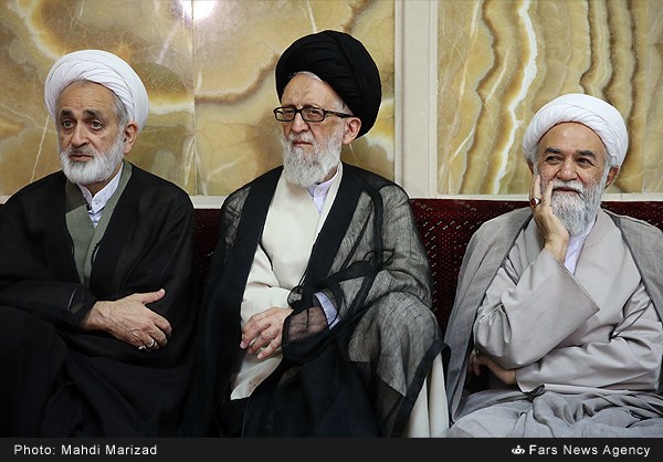 گزارش تصویری / مراسم اولین سالگرد ارتحال آیت‌الله خزعلی / مراسم اولین سالگرد ارتحال آیت‌الله «ابوالقاسم خزعلی» عضو فقید مجلس خبرگان و رئیس فقید بنیاد بین‌المللی غدیر عصر شنبه (بیست‌وهفتم شهریور) در مسجد امام صادق(ع) برگزار شد.