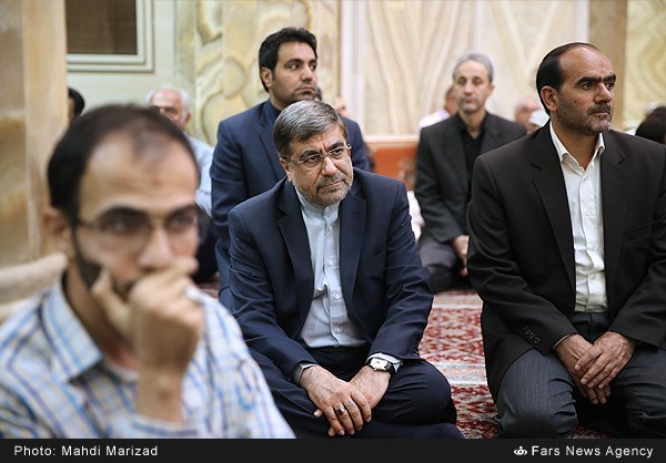 گزارش تصویری / مراسم اولین سالگرد ارتحال آیت‌الله خزعلی / مراسم اولین سالگرد ارتحال آیت‌الله «ابوالقاسم خزعلی» عضو فقید مجلس خبرگان و رئیس فقید بنیاد بین‌المللی غدیر عصر شنبه (بیست‌وهفتم شهریور) در مسجد امام صادق(ع) برگزار شد.