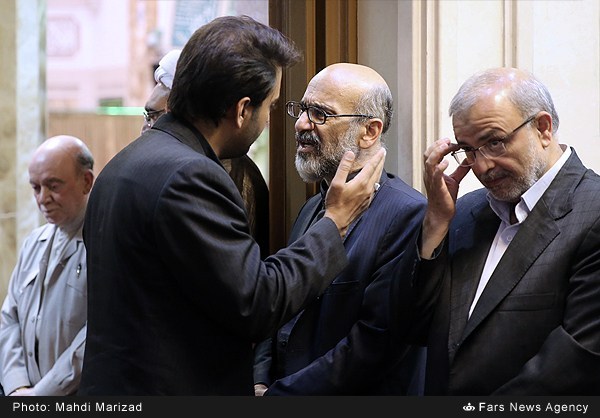 گزارش تصویری / مراسم اولین سالگرد ارتحال آیت‌الله خزعلی / مراسم اولین سالگرد ارتحال آیت‌الله «ابوالقاسم خزعلی» عضو فقید مجلس خبرگان و رئیس فقید بنیاد بین‌المللی غدیر عصر شنبه (بیست‌وهفتم شهریور) در مسجد امام صادق(ع) برگزار شد.