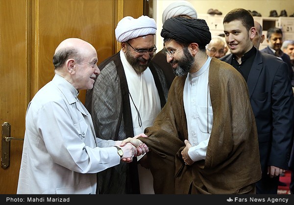 گزارش تصویری / مراسم اولین سالگرد ارتحال آیت‌الله خزعلی / مراسم اولین سالگرد ارتحال آیت‌الله «ابوالقاسم خزعلی» عضو فقید مجلس خبرگان و رئیس فقید بنیاد بین‌المللی غدیر عصر شنبه (بیست‌وهفتم شهریور) در مسجد امام صادق(ع) برگزار شد.