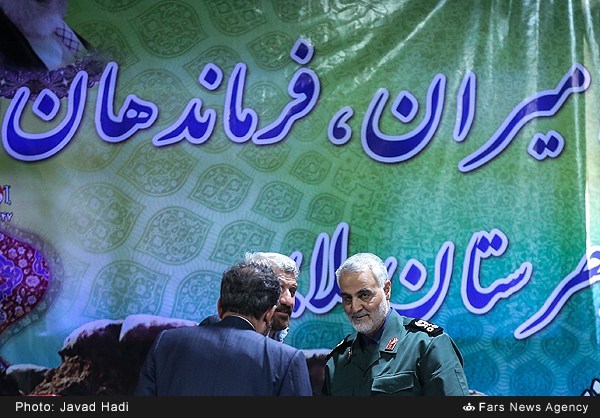 گزارش تصویری / یادواره سرداران و 1100 شهید ملایر گزارش تصویری / یادواره سرداران و 1100 شهید ملایر / یادواره امیران، فرماندهان، سرداران و 1100 شهید شهرستان ملایر به مناسبت گرامیداشت هفته دفاع مقدس ظهر پنجشنبه یکم مهر با حضور سردار قاسم سلیمانی در شهرستان ملایر برگزار شد.