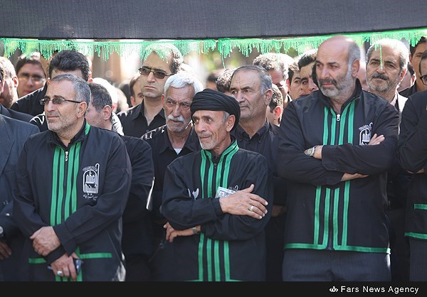 گزارش تصویری / اجتماع عظیم و عزداری با شکوه مردم زنجان در یوم العباس(ع) گزارش تصویری / اجتماع عظیم و عزداری با شکوه مردم زنجان در یوم العباس(ع) / اجتماع عظیم عزاداران درحسینیه اعظم زنجان با عنوان