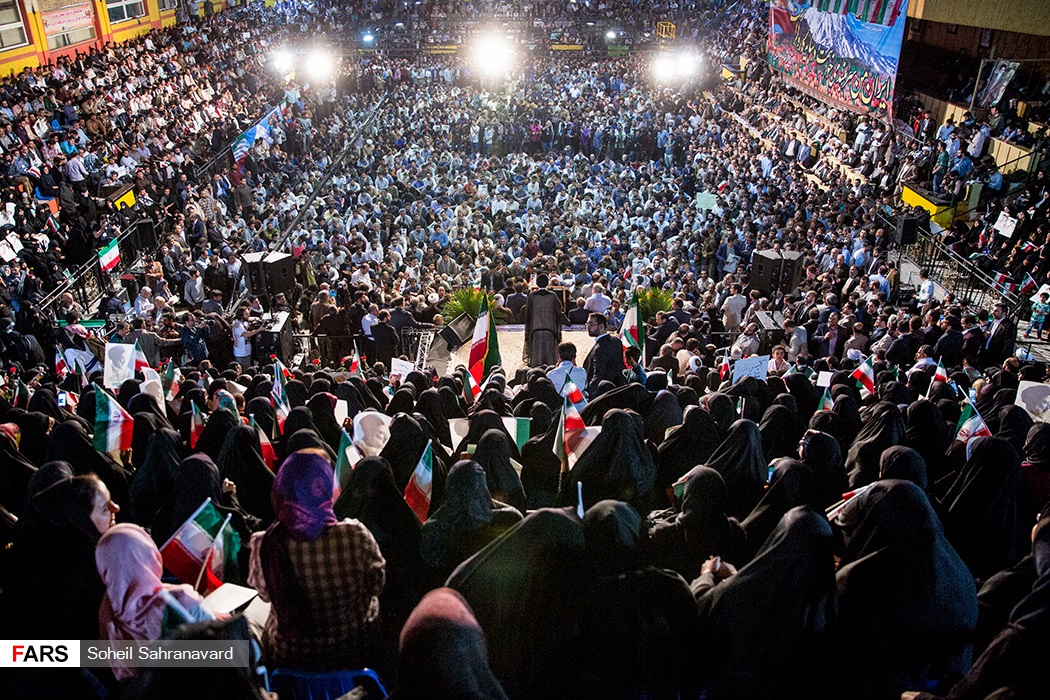 گزارش تصویری / همایش های انتخاباتی نامزدهای انتخابات ریاست جمهوری / همایش انتخاباتی سیدمصطفی میرسلیم در موسسه رفاه، اولین همایش انتخاباتی آیت‌الله رئیسی در سالن شهدای هفت تیر تهران و اولین گردهمایی جوانان حامی حجت‌الاسلام حسن روحانی در مجموعه فرهنگی اریکه ایرانیان تهران برگزار شد.