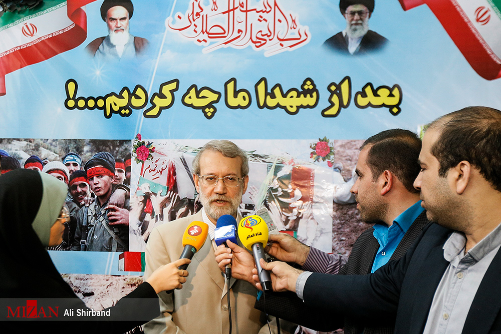 گزارش تصویری / یادواره 304ذشهید سپاه حفاظت انصارالمهدی با حضور رئیس مجلس / مراسم یادواره 304 شهید سپاه حفاظت انصارالمهدی روز پنج شنبه با حضور علی لاریجانی رییس مجلس شورای اسلامی در محل قدیم مجلس شورای اسلامی برگزار شد.