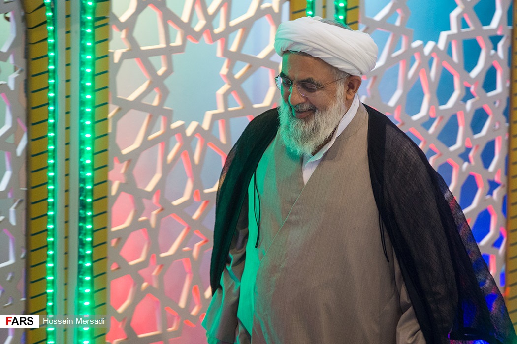 گزارش تصویری / نماز جمعه تهران - ۱۲ خرداد ۱۳۹۶ / نماز جمعه دوازدهم خرداد به امامت آیت الله امامی کاشانی در دانشگاه تهران برگزار شد.