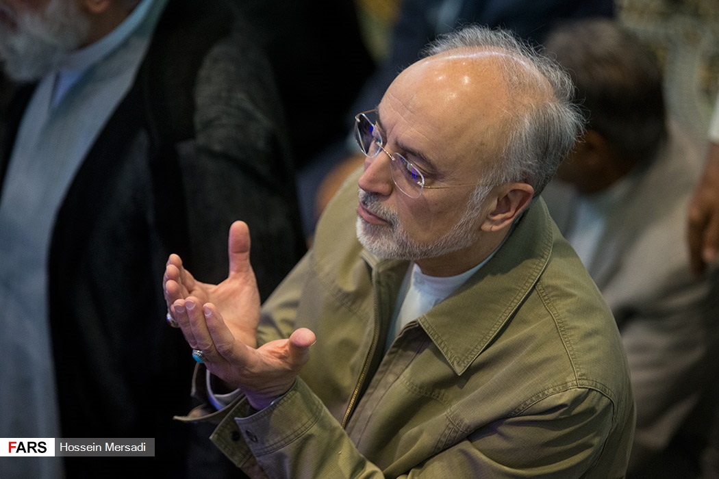 گزارش تصویری / نماز جمعه تهران - ۱۲ خرداد ۱۳۹۶ / نماز جمعه دوازدهم خرداد به امامت آیت الله امامی کاشانی در دانشگاه تهران برگزار شد.