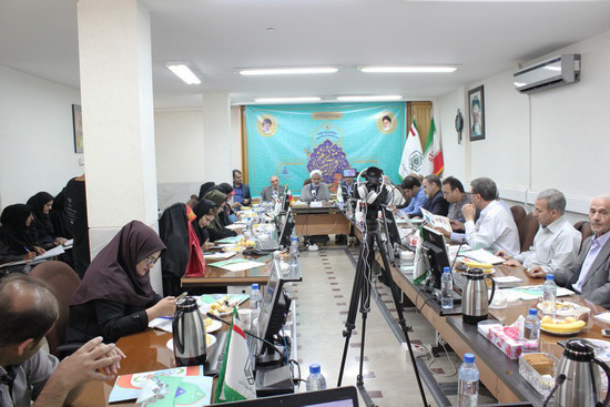 گزارش تصویری / نشست خبری مدیر کل اوقاف و امور خیریه استان اصفهان بمناسبت مسابقات استانی قرآن کریم / نشست خبری چهلمین دوره مسابقات استانی قرآن کریم صبح امروز با حضور حجت الاسلام والمسلمین رضا صادقی، مدیر کل اوقاف و امور خیریه استان اصفهان و معاونین با اصحاب رسانه برگزار شد.