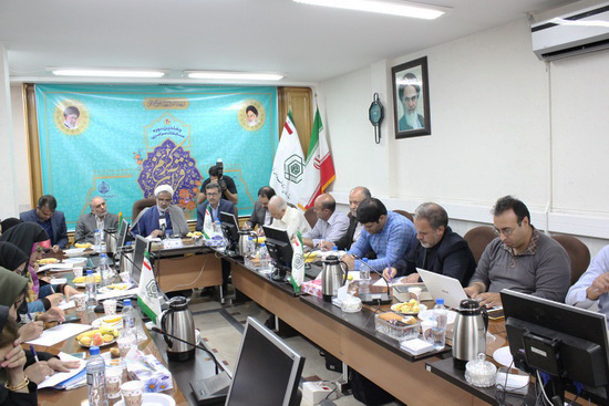 گزارش تصویری / نشست خبری مدیر کل اوقاف و امور خیریه استان اصفهان بمناسبت مسابقات استانی قرآن کریم / نشست خبری چهلمین دوره مسابقات استانی قرآن کریم صبح امروز با حضور حجت الاسلام والمسلمین رضا صادقی، مدیر کل اوقاف و امور خیریه استان اصفهان و معاونین با اصحاب رسانه برگزار شد.