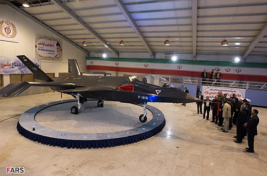 گزارش تصویری / رونمایی از جنگنده جدید ایرانی قاهر 313