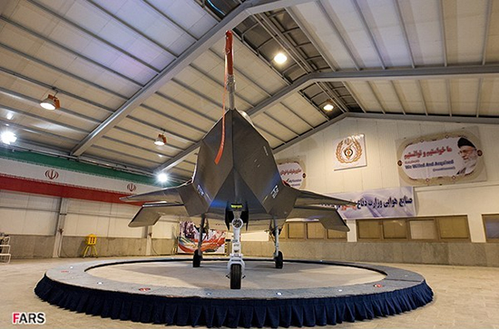 گزارش تصویری / رونمایی از جنگنده جدید ایرانی قاهر 313